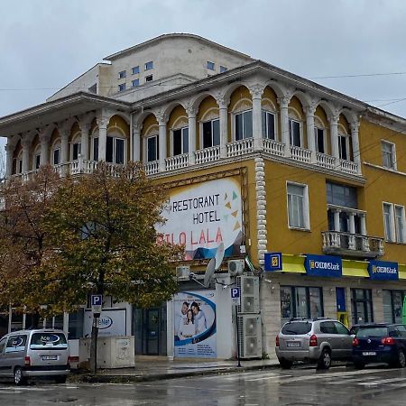 Pilo Lala Hotel Lushnjë Exterior foto