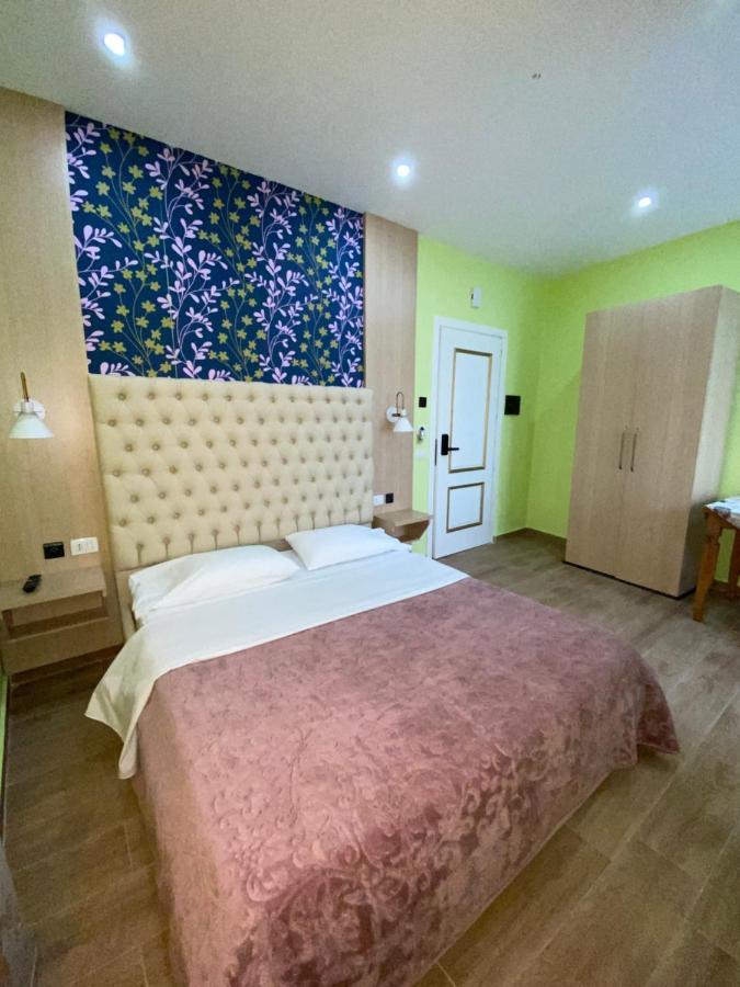 Pilo Lala Hotel Lushnjë Exterior foto